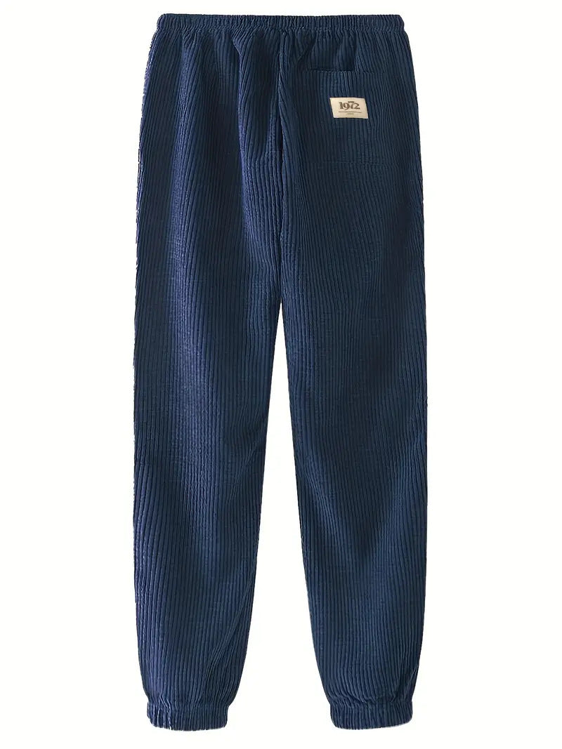 Men's Retro Fashion Corduroy Multi-pocket Narrow-leg Pants