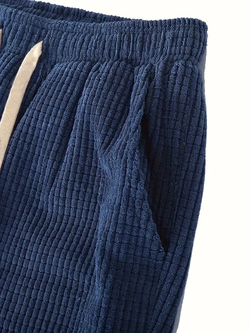 Men's Retro Fashion Corduroy Multi-pocket Narrow-leg Pants